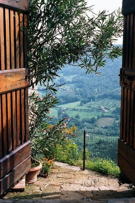 Guide to buying property in Italy Italian Real Estate Purchasing Process Doorways to Italy